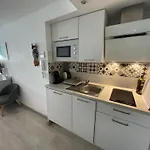 First Line 2br With Pool In Center Of Marbella